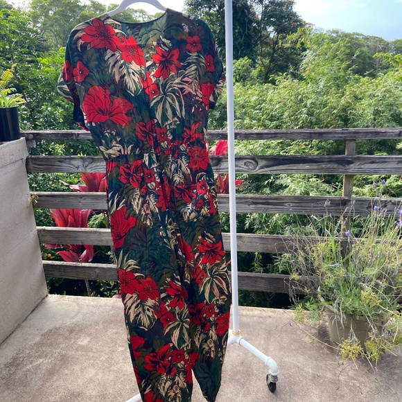 Zara Jumpsuit - Picture 8 of 9